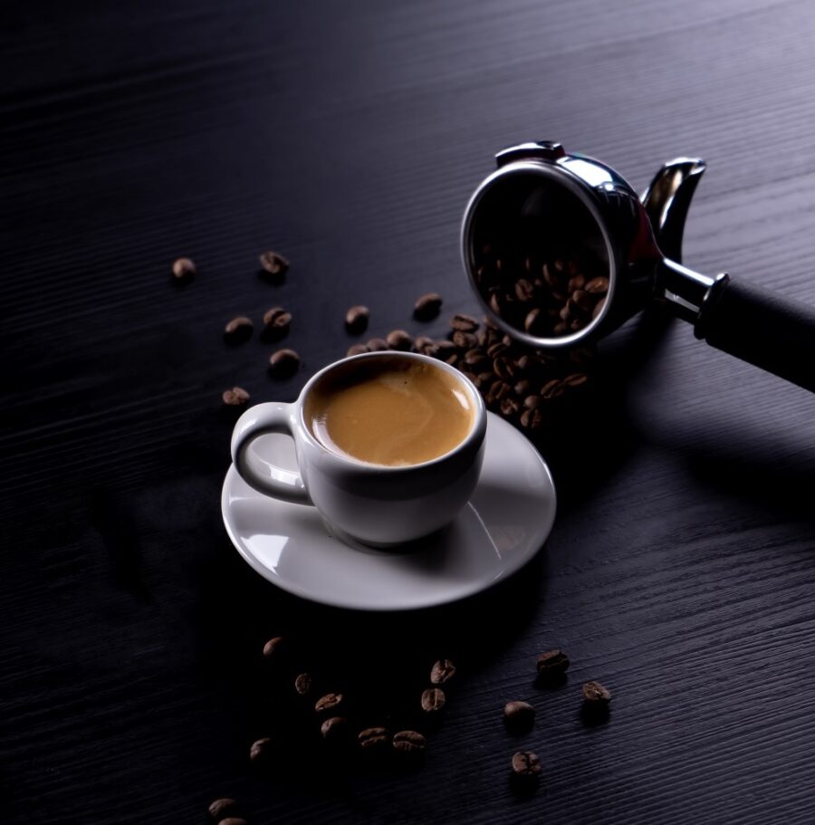 The History, Health Benefits, and Types of Coffee